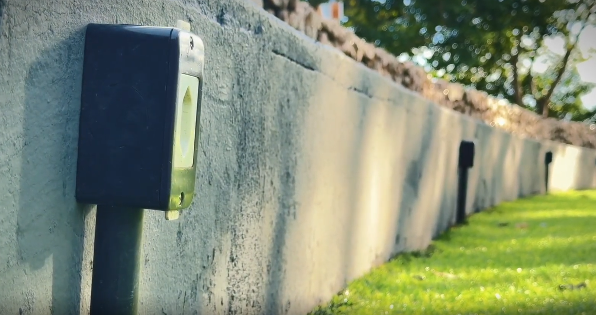 Agora o espaço conta com tomadas para recarga de celulares e notebooks, além da oferta de internet gratuita ao público em geral